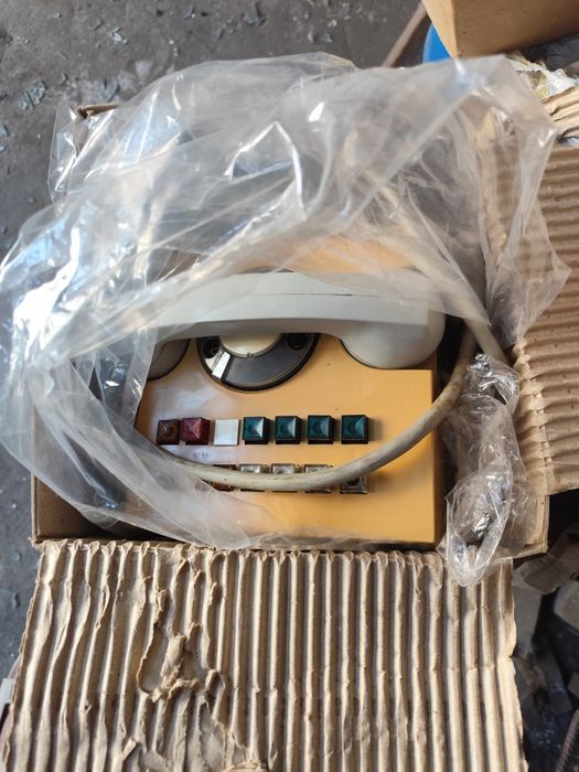 Продам телефонний апарат