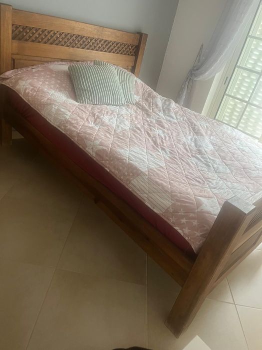 Cama casal completa 140x200 com duas cabeceiras