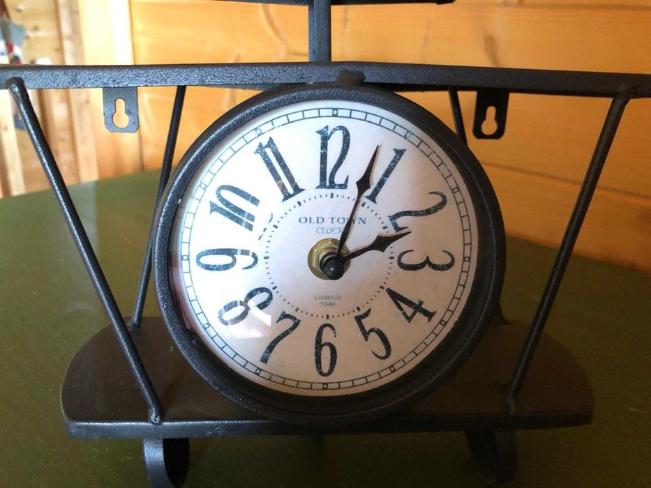 Relógio Fantasia em forma de avioneta, a funcionar