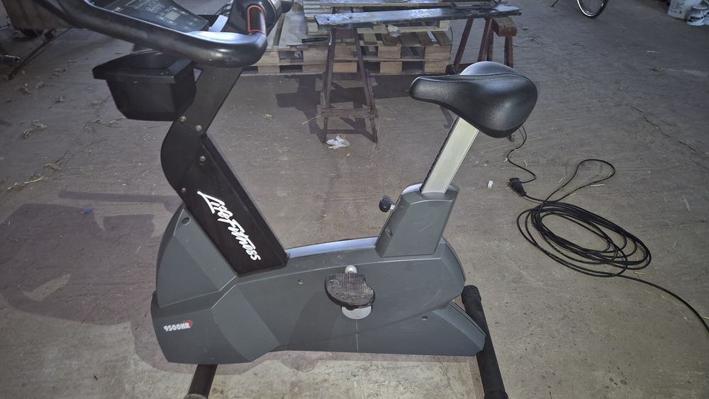 Rower stacjonarny life fitness