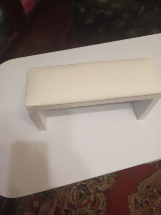 Манікюрний стол Сонячний