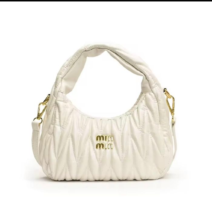 Сумка багет miu miu у кольорах