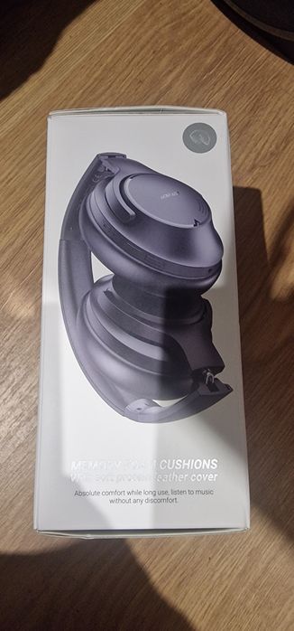 Fones Bluetooth com cancelamento de ruído