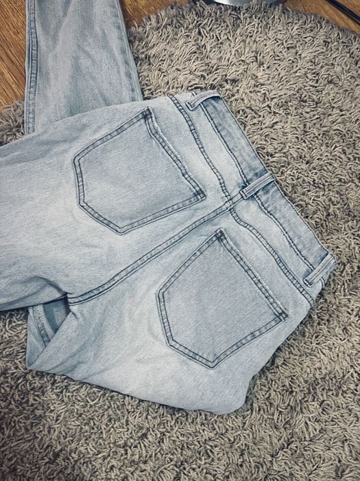 Blekitne damskie jasne jeansy only xxs mom fit