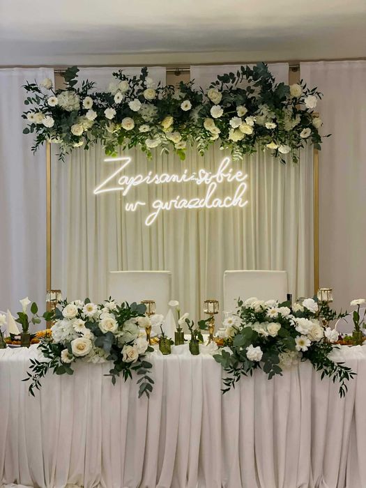 Neon na ściankę do zdjęć Napis LED Dekoracja tła za Parą Młodą