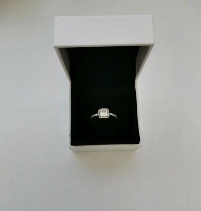 Anel Pandora n 52