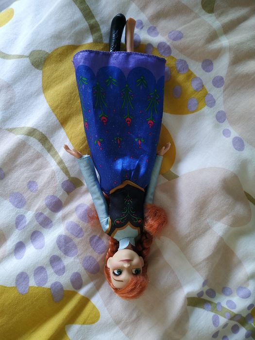 Boneca Elsa e Boneca Ana - Frozen