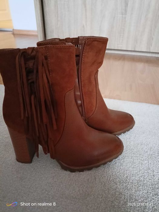 Buty damskie rozm. 39