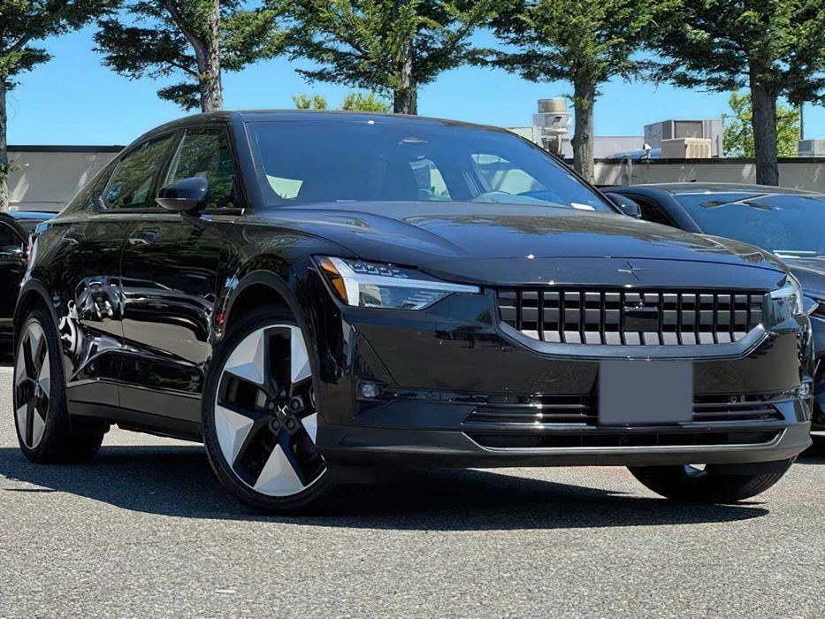 Polestar 2      2023
