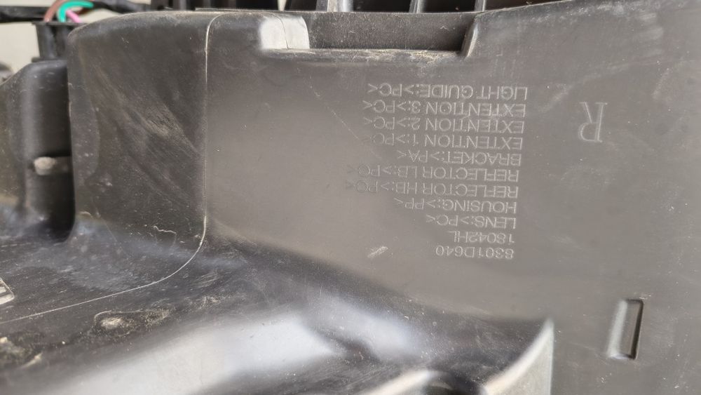 Lampa przód  prawa Mitsubishi Asx 2020