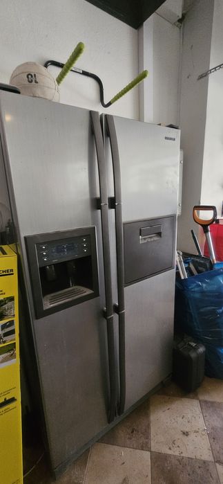 Lodówka samsung side by side