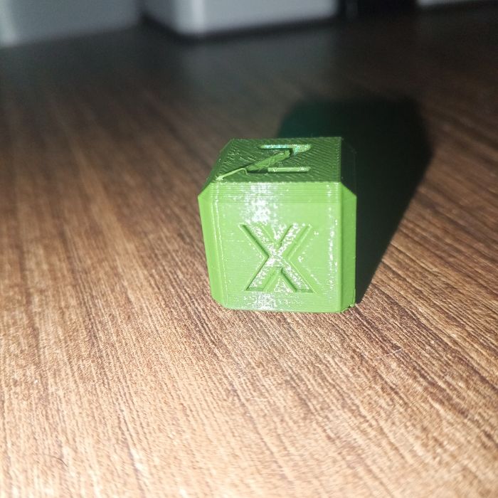 Продам Ender 3v2