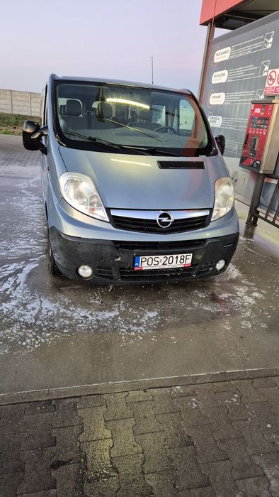 Vivaro Long klima Dwustrefowa