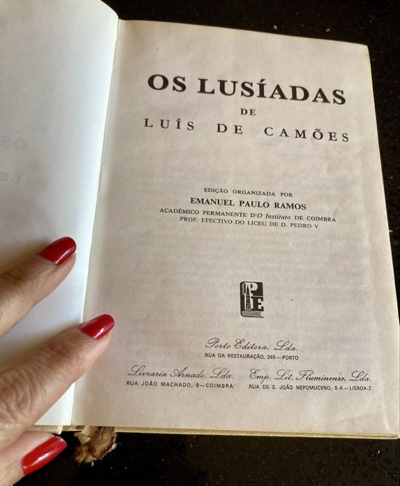 Livro “Os Lusíadas” de Camões 1977