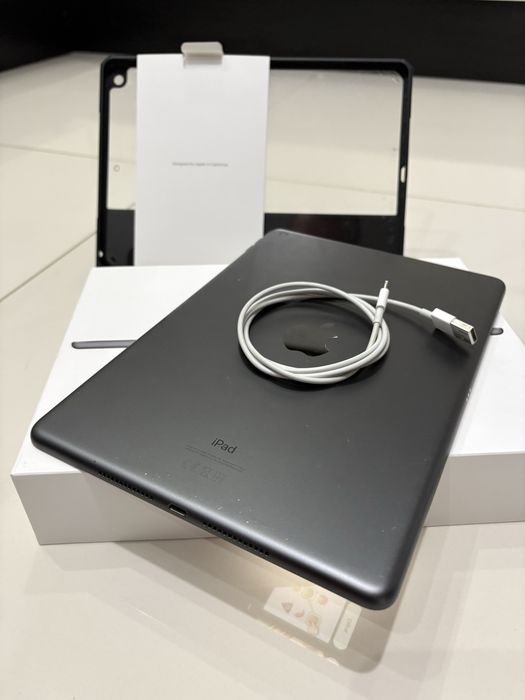 Ipad 8 - pojemność 32GB