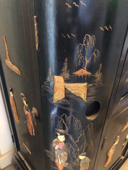 Móvel bar com madrepérola