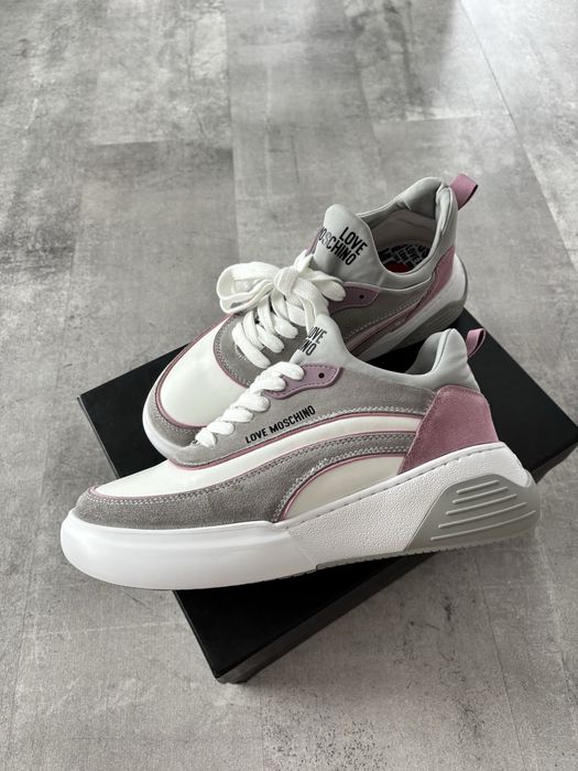 Sneakersy Love Moschino w rozmiarze 39