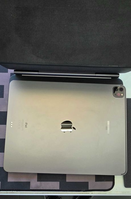 Apple iPad Pro 4GER! |12.9 (A2229)6 GB|128GB WI-FI