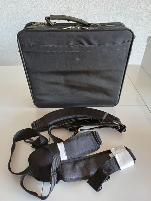 Mala de mão Sansonite em bom estado