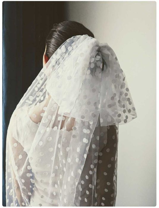 Rękodzieło: welon ślubny w grochy groszki kropki polka dot |biały/ecru