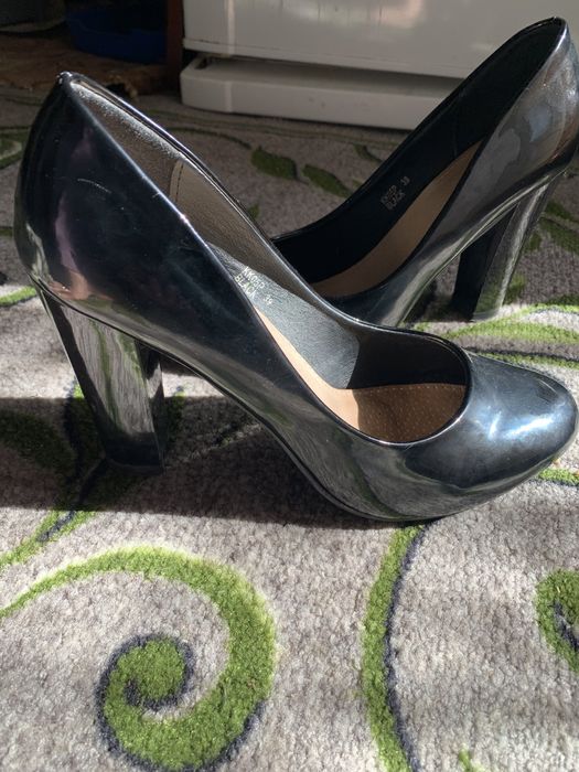 Туфлі в ідеальному стані