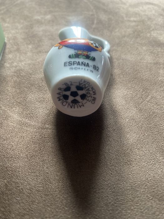 Mundial 82 jarrinha Pequena