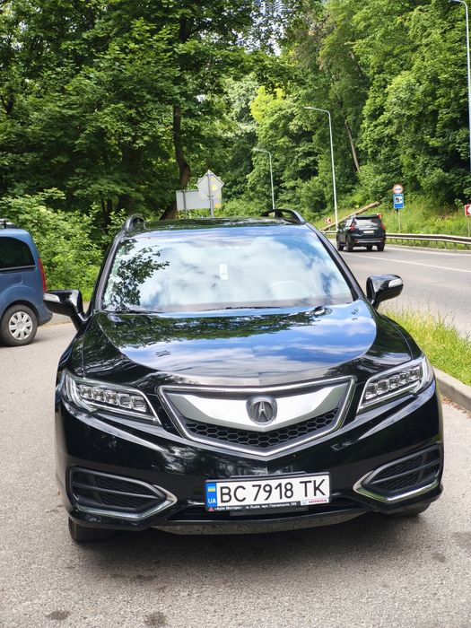 Кросовер Acura RDX.