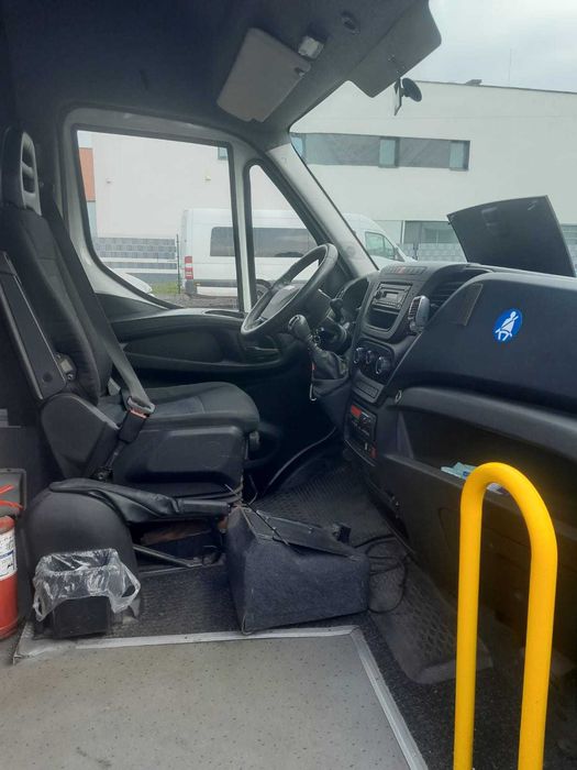 Iveco 50C17 autobus 21+10 EURO6