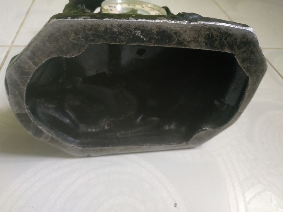 Годинник  алюминевий. Настільний.