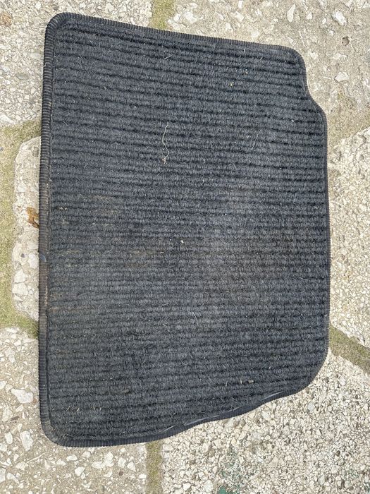 Komplet dywaniki czarne rypsowe mercedes w201 190