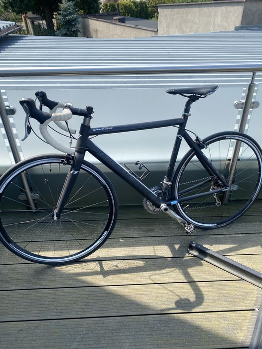 Rower szosowy firmy granville g-force