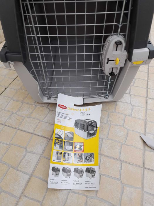 Transportadora para cão  para carro ou avião