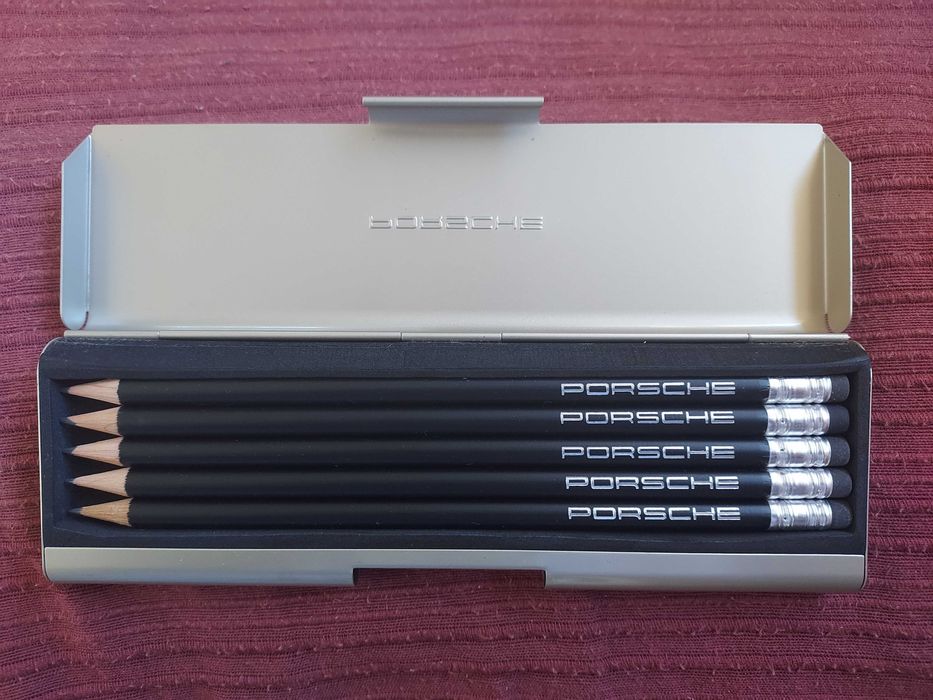 Estojo lápis marca Porsche