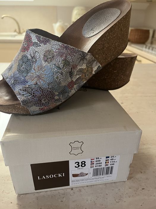 Klapki letnie 38