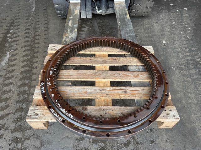 łożysko obrotu średnica 755 mm używane