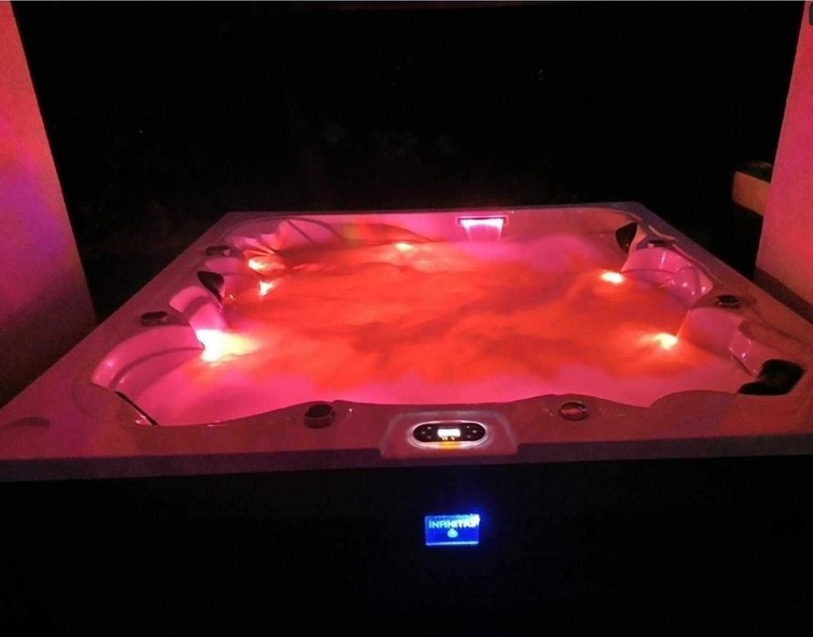 Jacuzzi ogrodowe infinitas SE 200 Made in Germany