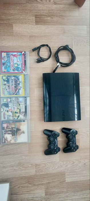 PS3 + 2 pady + 4 gry | Sprawna, zadbana