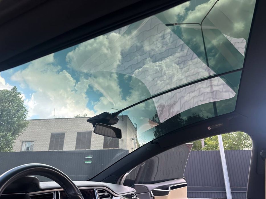 Tesla Model X 2016