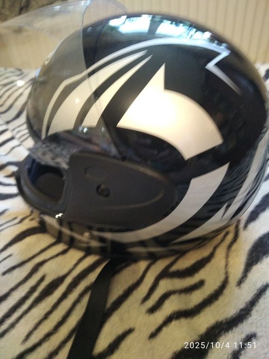 Мото шолом нові s 55 56 розмір