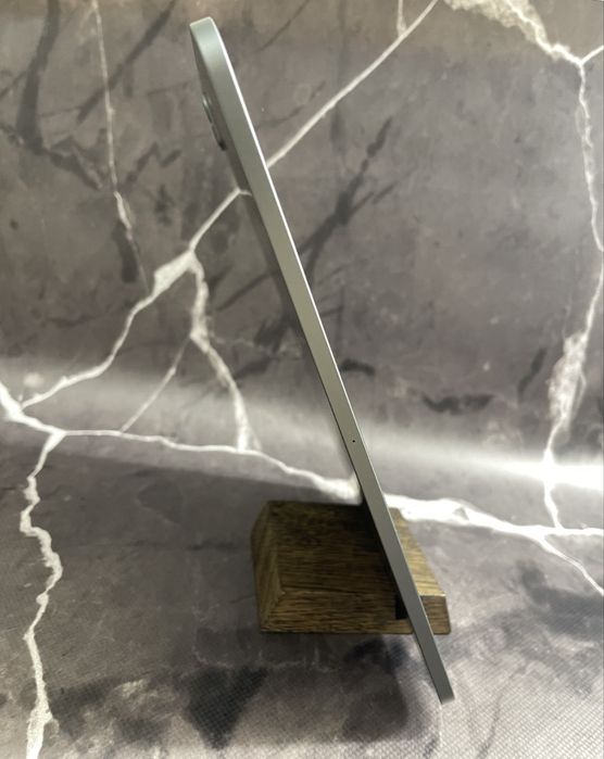 Продаю ipad 11 2 поколіня 128 гб в хорошому стані