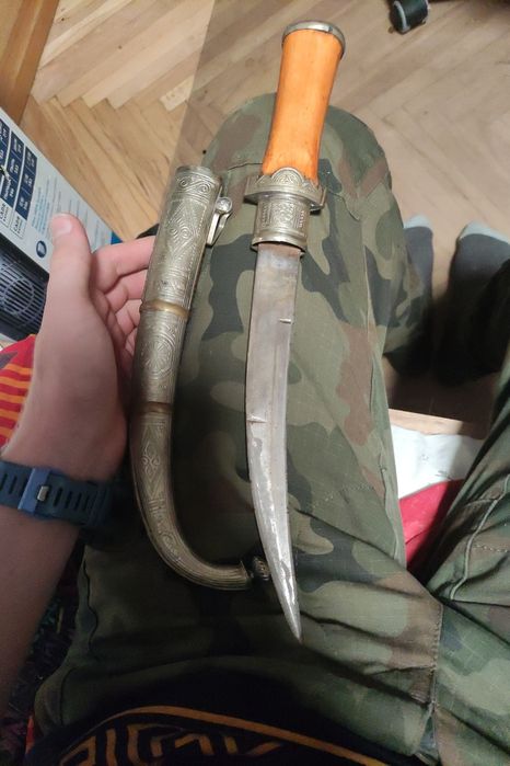 Stary zabytkowy nóż azjatycki