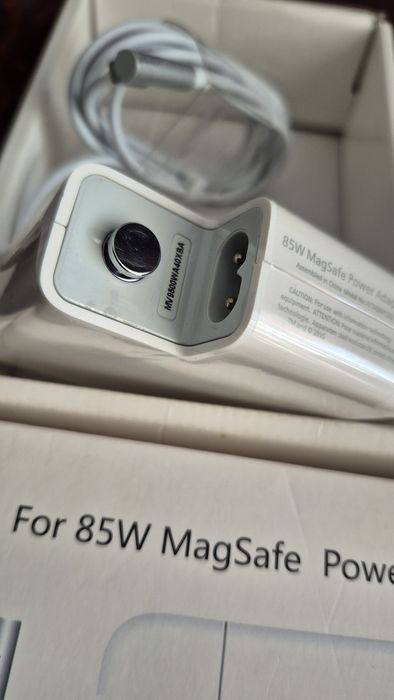 Apple Power adapter for 85w MagSafe для Macbook Pro