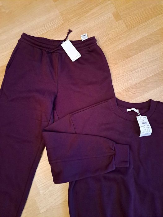 Nowy dres śliwka RESERVED