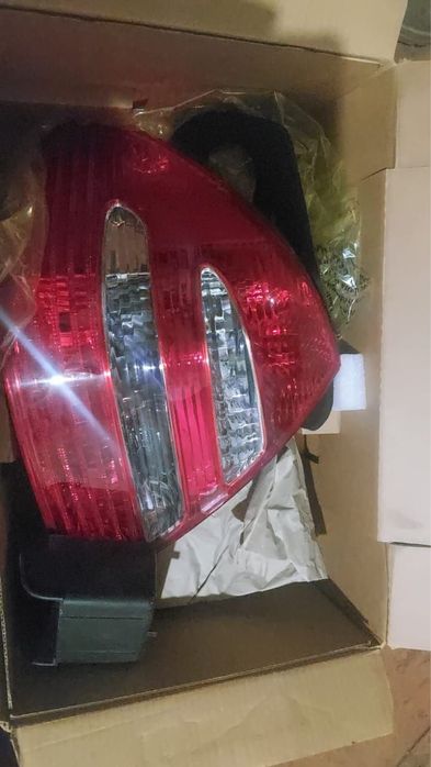 Продам стопи мерс 211