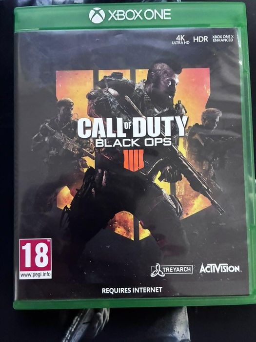 Xbox com 4 jogos
