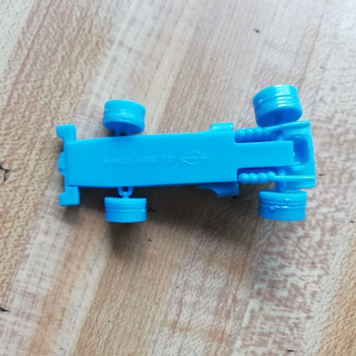 Carrinhos de construir antigos