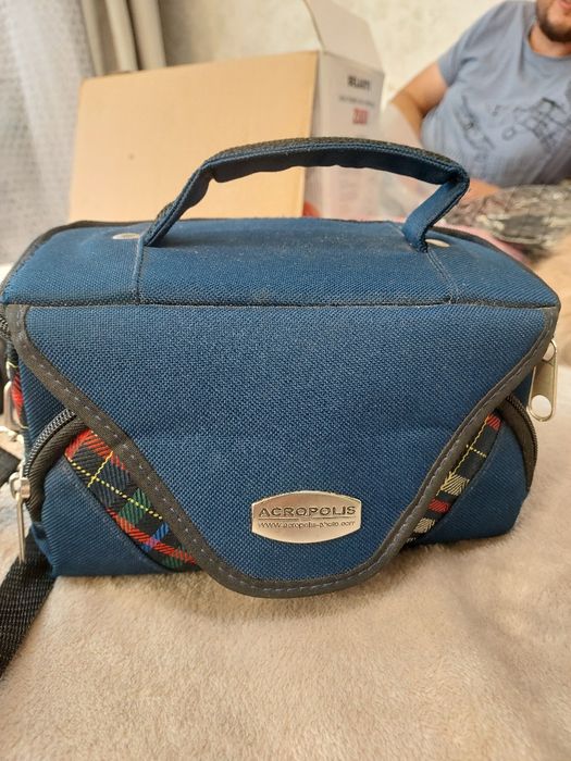 Фотоапарат Canon EOS 1100D