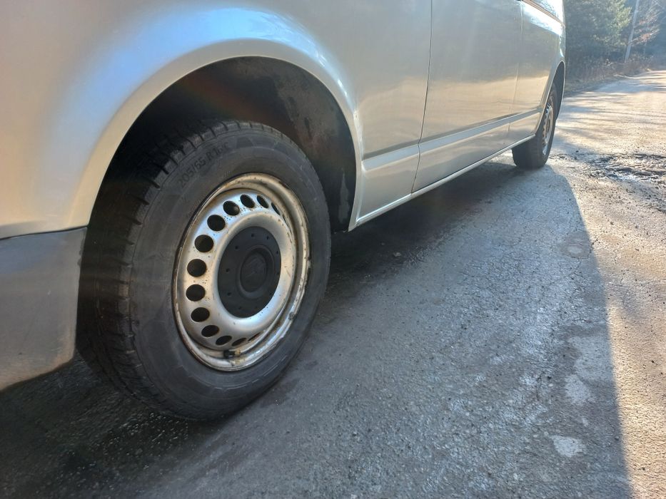 VW Transporter T5 1.9 TDI Long