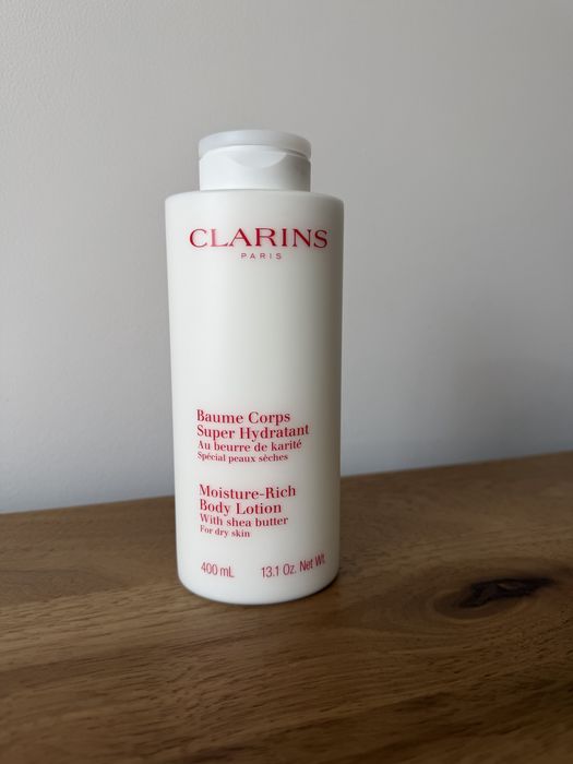 Clarins intensywnie nawilżajacy balsam do ciała z masłem shea