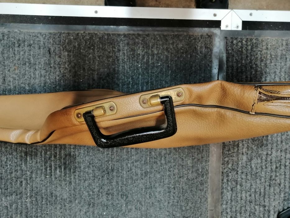 чохол для електрогітари лофт